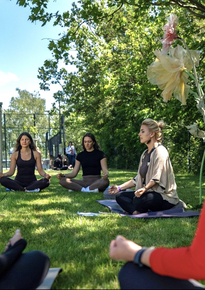 Wellbeing program munkatársaknak Wellbeing program munkatársaknak, szabadtéri meditáció